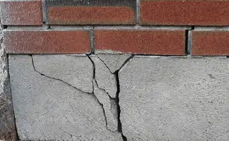 Concrete foundation with serious structural damage in Fort Lauderdale, FL